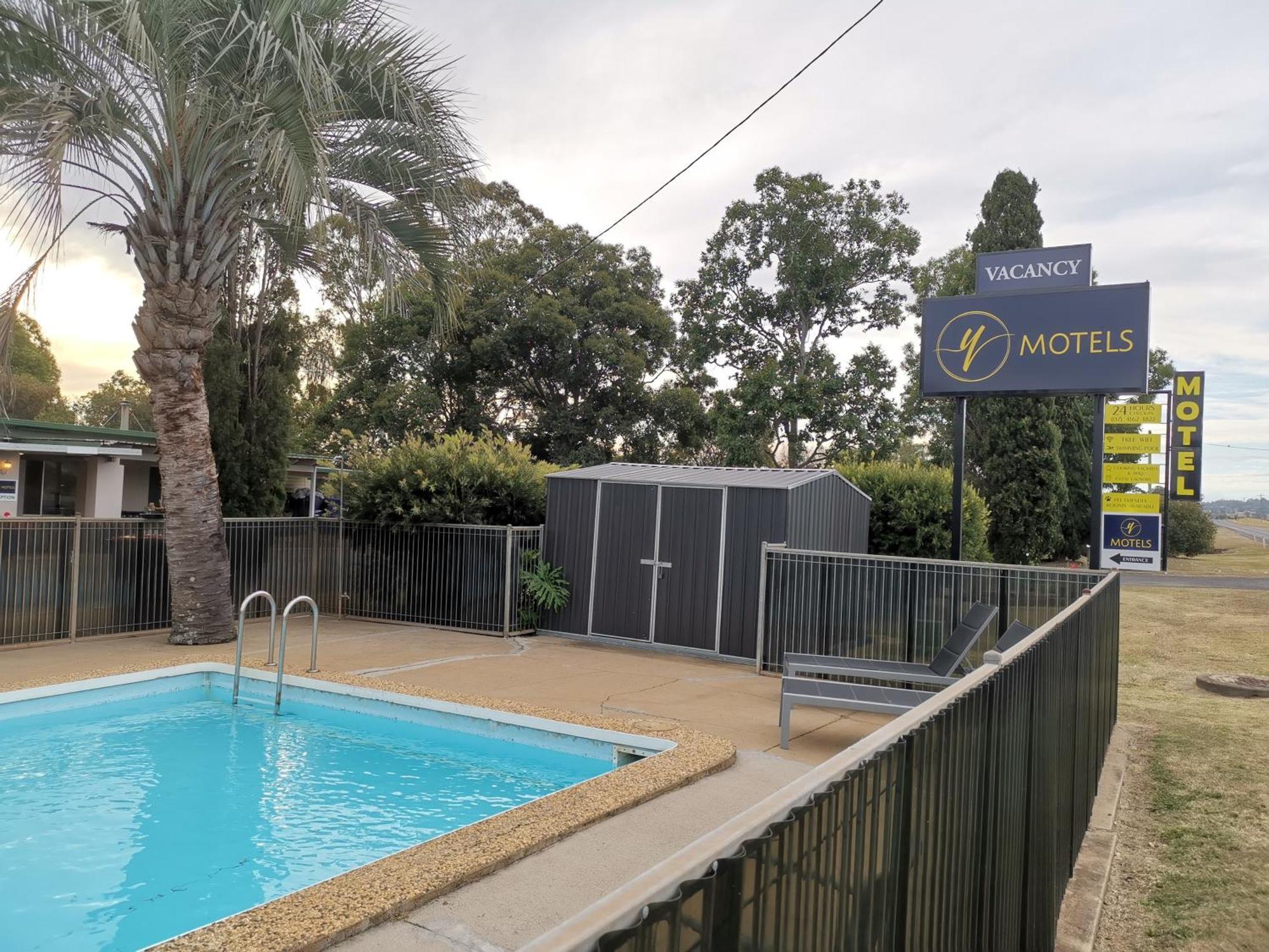 Y Motels Кингарой Екстериор снимка